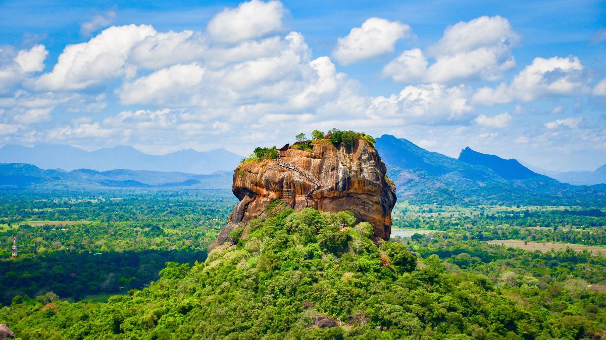 Best Time to Climb Sigiriya Rock Fortress